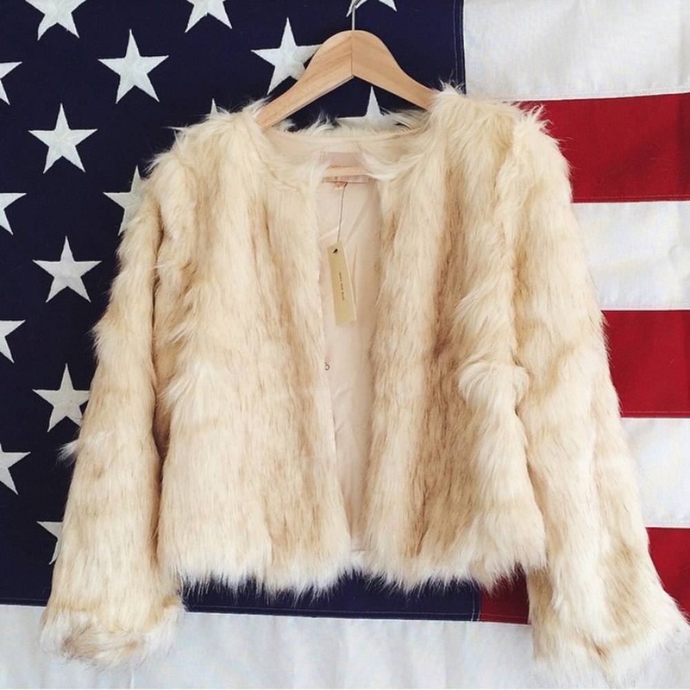 Skies Are Blue || Cropped Faux Fur Coat